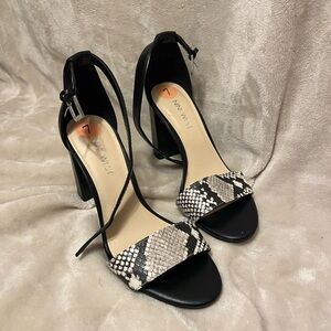 Nine West Black and Snake Pattern Heels